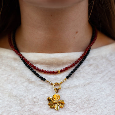 Náhrdelník z červeného karneolu