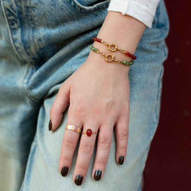 Náramek ze zeleného jadeitu s karabinkou