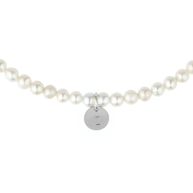 Perlový náhrdelník s ražbou písmen