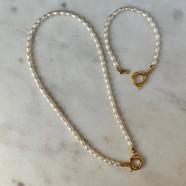 Perlový náramek s karabinkou - MARYRASH