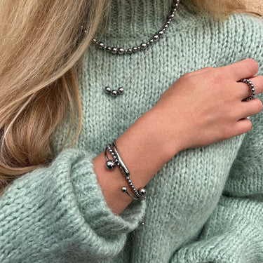 Náramky pro ženy, otevreny damsky naramek, Pevné náramky pro ženy, Pevný otevřený náramek, Leštěný ocelový náramek, Moderní dámské náramky, Dámské náramky na ruku, Dámské náramky Pandora, Luxusní dámské náramky, Pevný náramek z chirurgické oceli