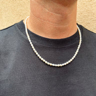 Šperky muži perla říční, Perla pro muže, Perlový náhrdelník pro může, Perlové náhrdelníky pro muže, Pánské perly na krk, Panský perlový náhrdelník, Panský pravý perlový náhrdelník, Perlový náhrdelník bižuterie, Perlový náhrdelník z mořských perel, Perlový náhrdelník choker, perlové šperky, Sladkovodní perly, Mořské perly, Pravé říční perly, Říční perly, Zlaté šperky s perlou, Sladkovodní perly, Pánské náhrdelníky, pánské šperky, pánský náhrdelník